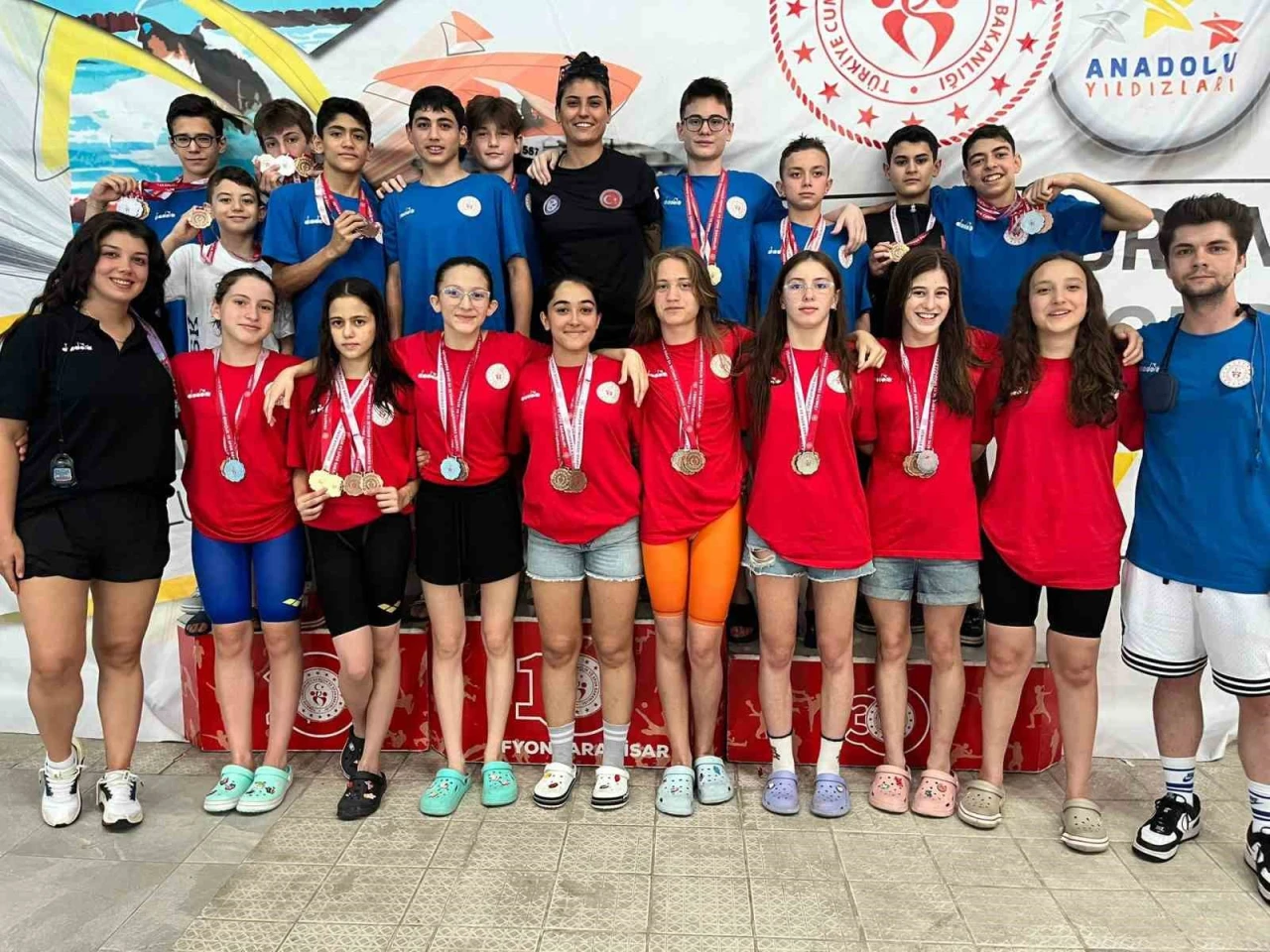 Eskişehirli Sporcular Afyon’daki ANALİG Yüzme Müsabakalarında Derece Elde Etti