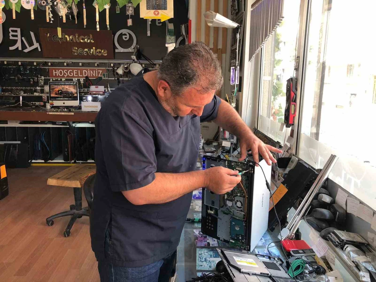 Elektronik atıkları azaltmanın yolu: Cihaz tamiriyle doğaya ve bütçeye katkı sağlanabilir