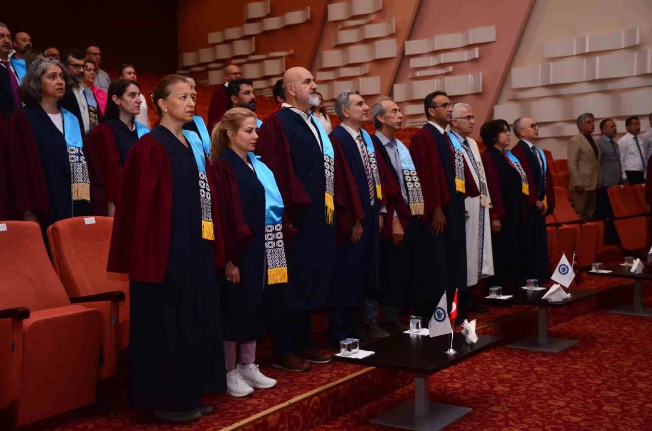 Eskişehir Osmangazi Üniversitesi'nde 15 Temmuz’a Anma Programı