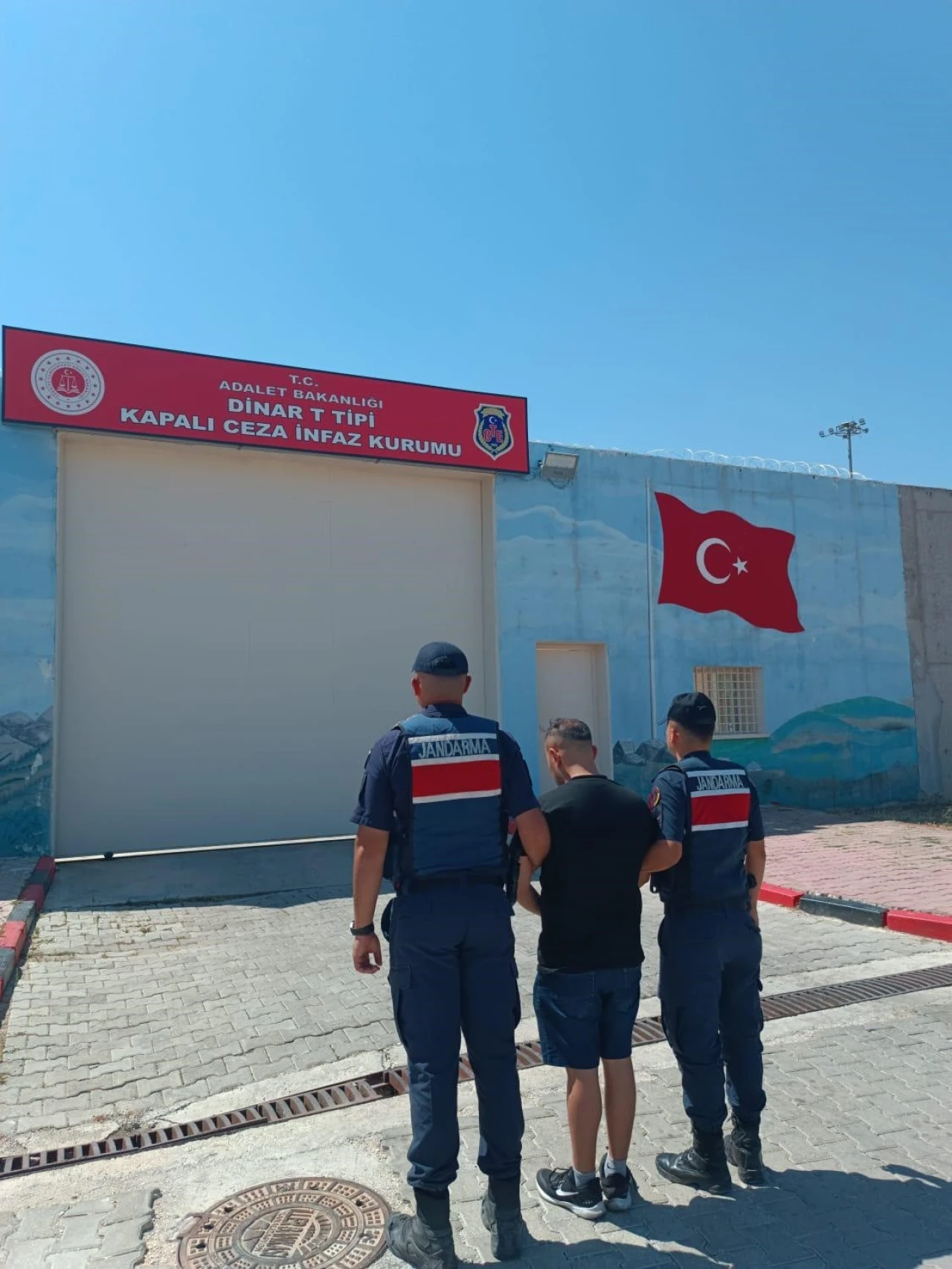 Afyonkarahisar'da Hapis Cezası ile Aranan 9 kişi Jandarma Tarafından Yakalandı