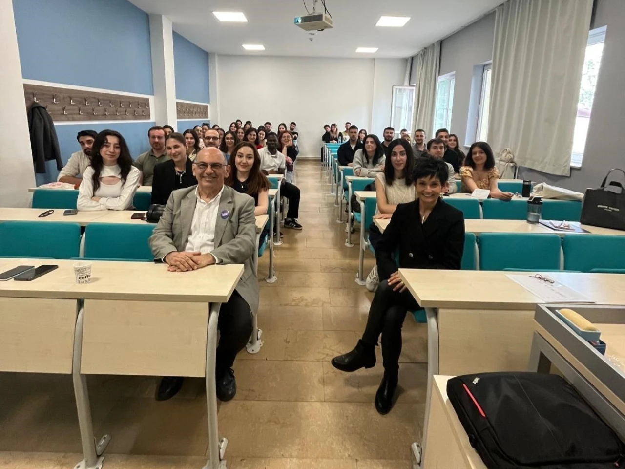"İİBF Öğrencileri İçin İç Denetim Seminerleri: Sektörle Buluşmanın Kapıları Aralandı"
