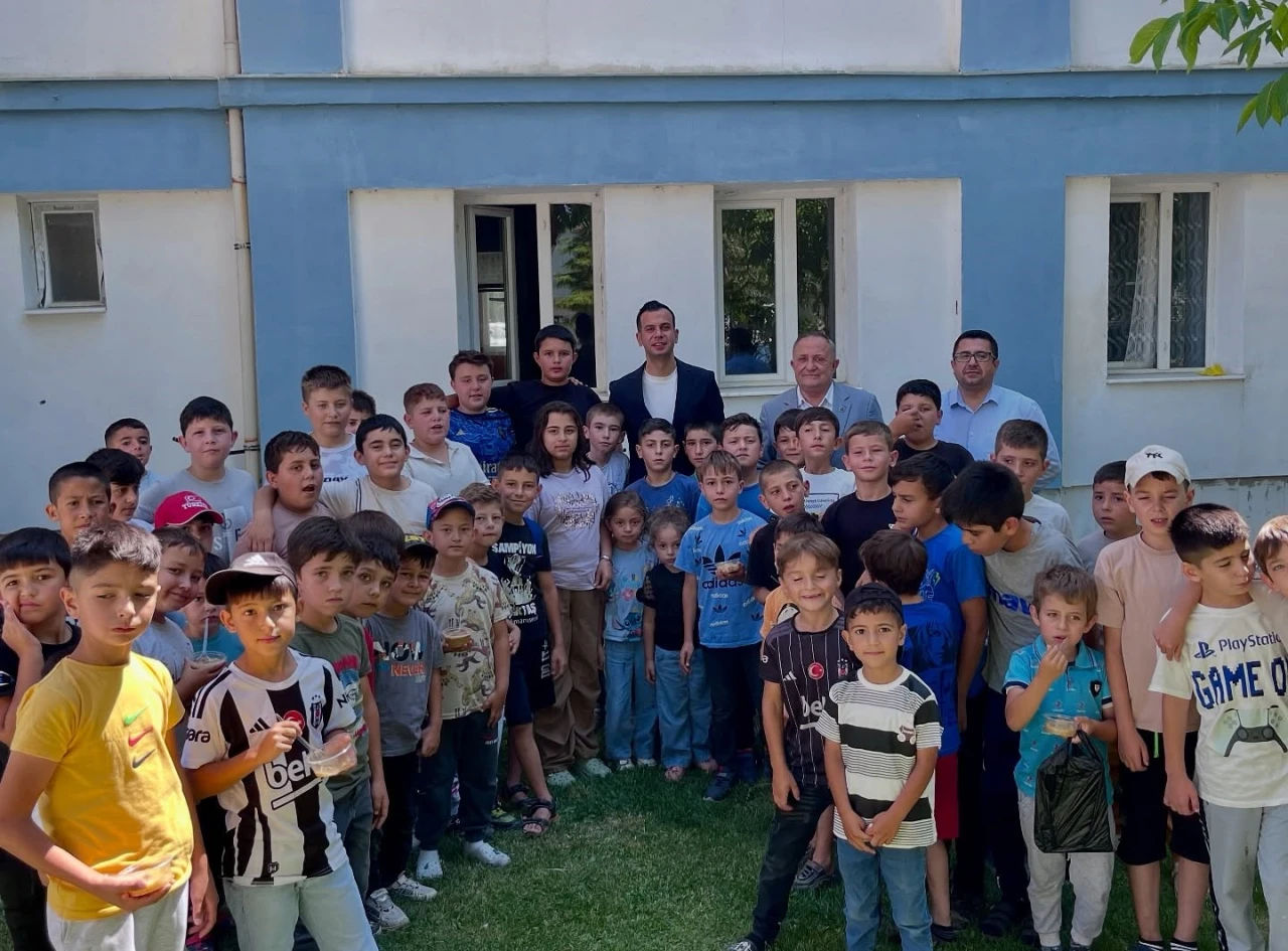 Kaymakam Aslan Yaz Kur'an Kursu Öğrencileriyle Bir Araya Geldi