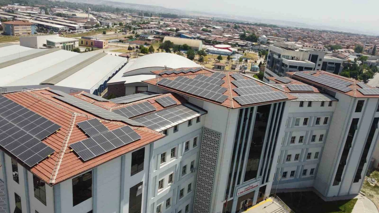 Kütahya İl Tarım Müdürlüğü’nde Güneş Enerji Santrali Faaliyete Geçti