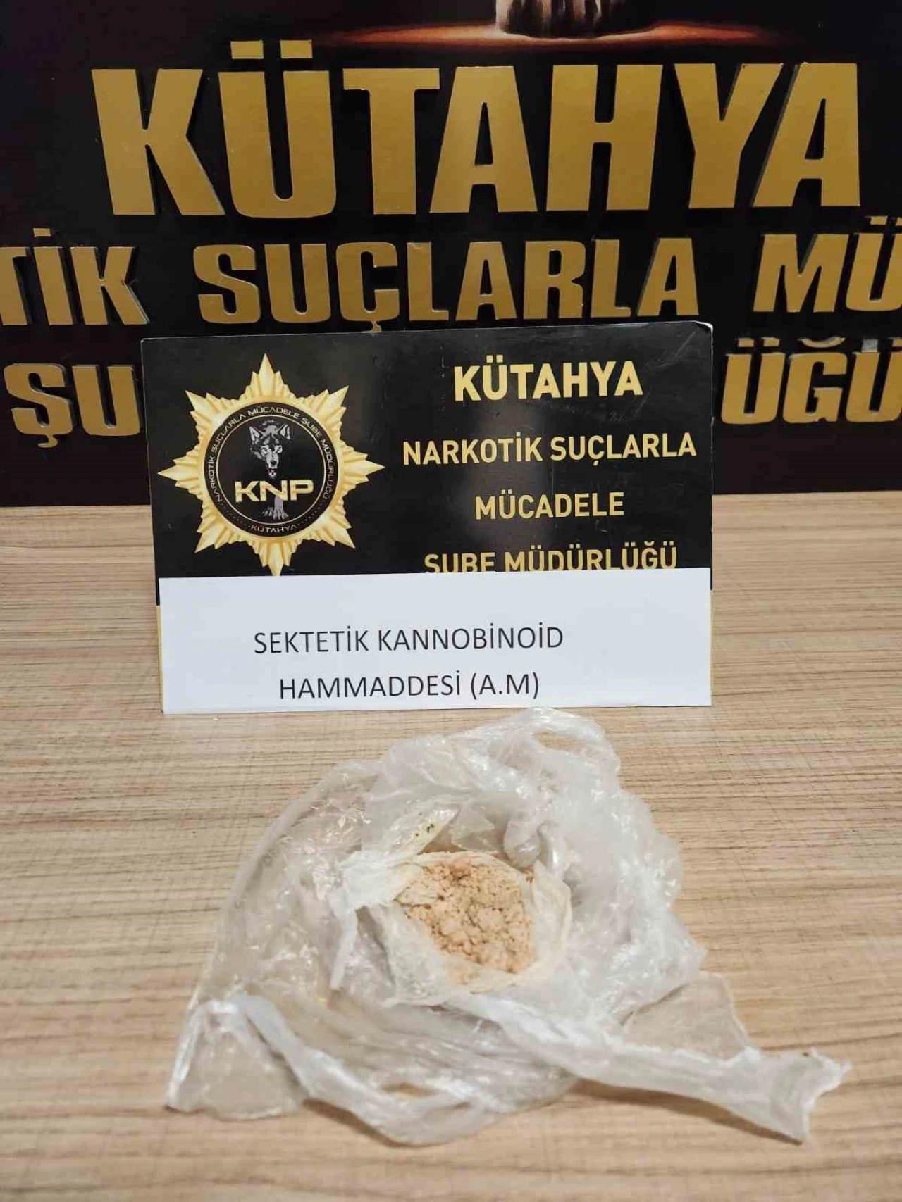 Kütahya'da Bonzai Hammaddesiyle Yakalanan Şüpheli, Tutuklandı!