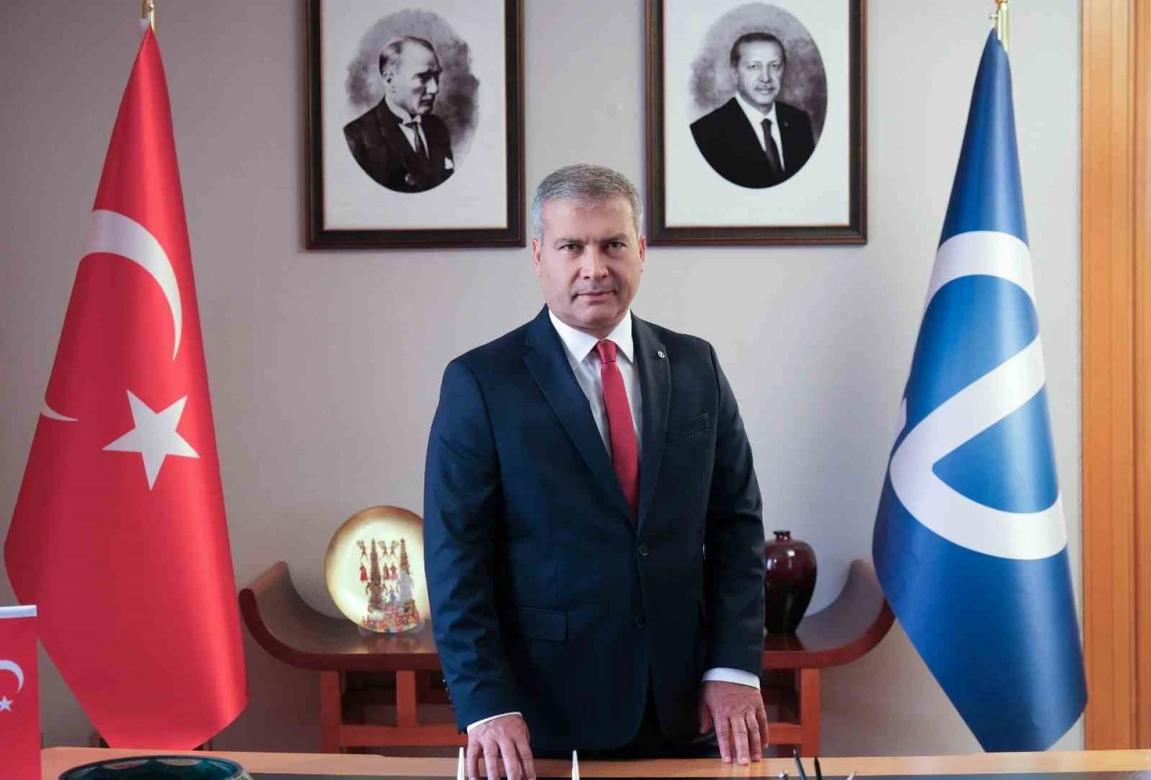 Rektör Adıgüzel'den 15 Temmuzla İlgili Açıklama: "Türk Milletinin Kendi Eliyle Yazdığı Bir Destandır"