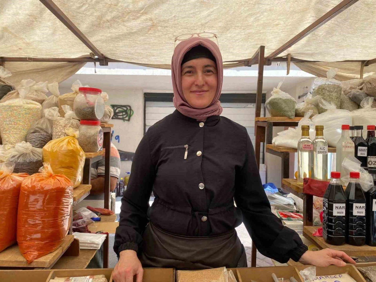 Yaz Sıcakları Pazarı Vurdu: El Yapımı Ürünlere İlgi Düştü