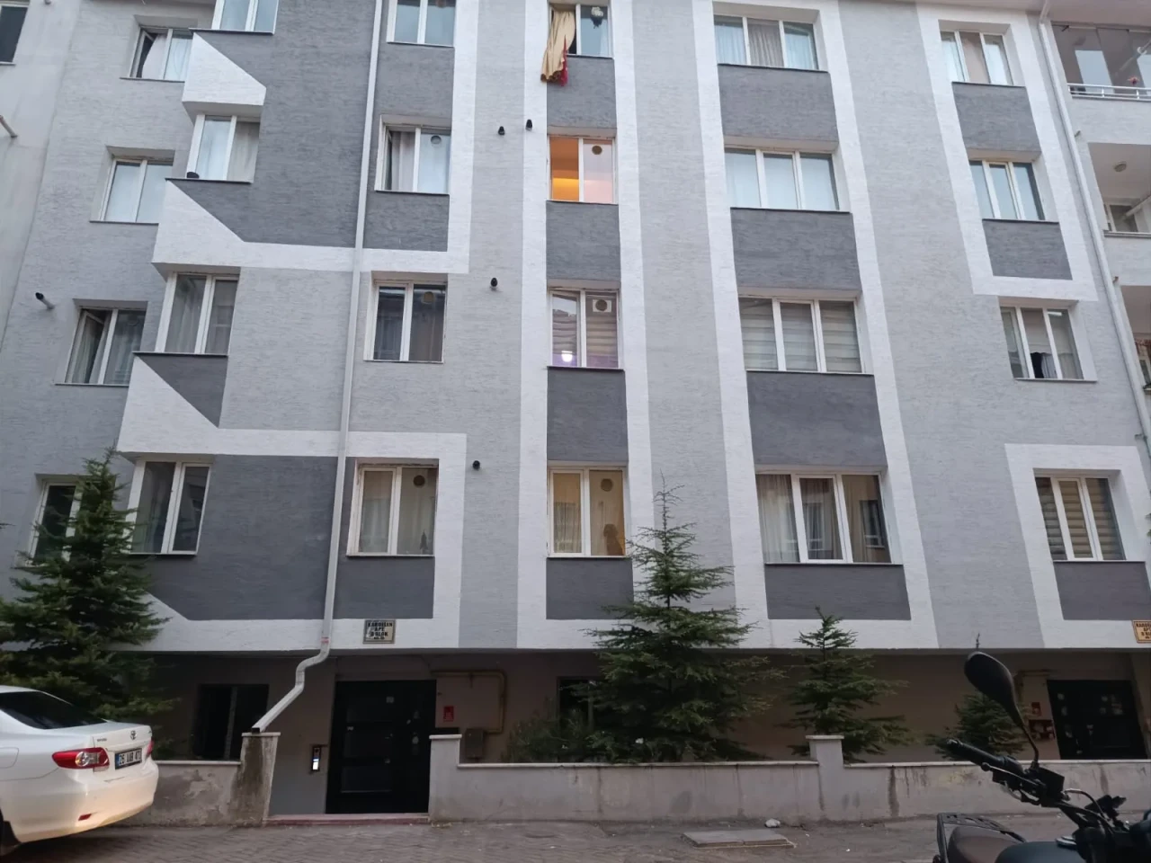 Cinayet Dairesi Gün Yüzüne Çıktı Parkeler, Fayanslar Tek Tek Söküldü