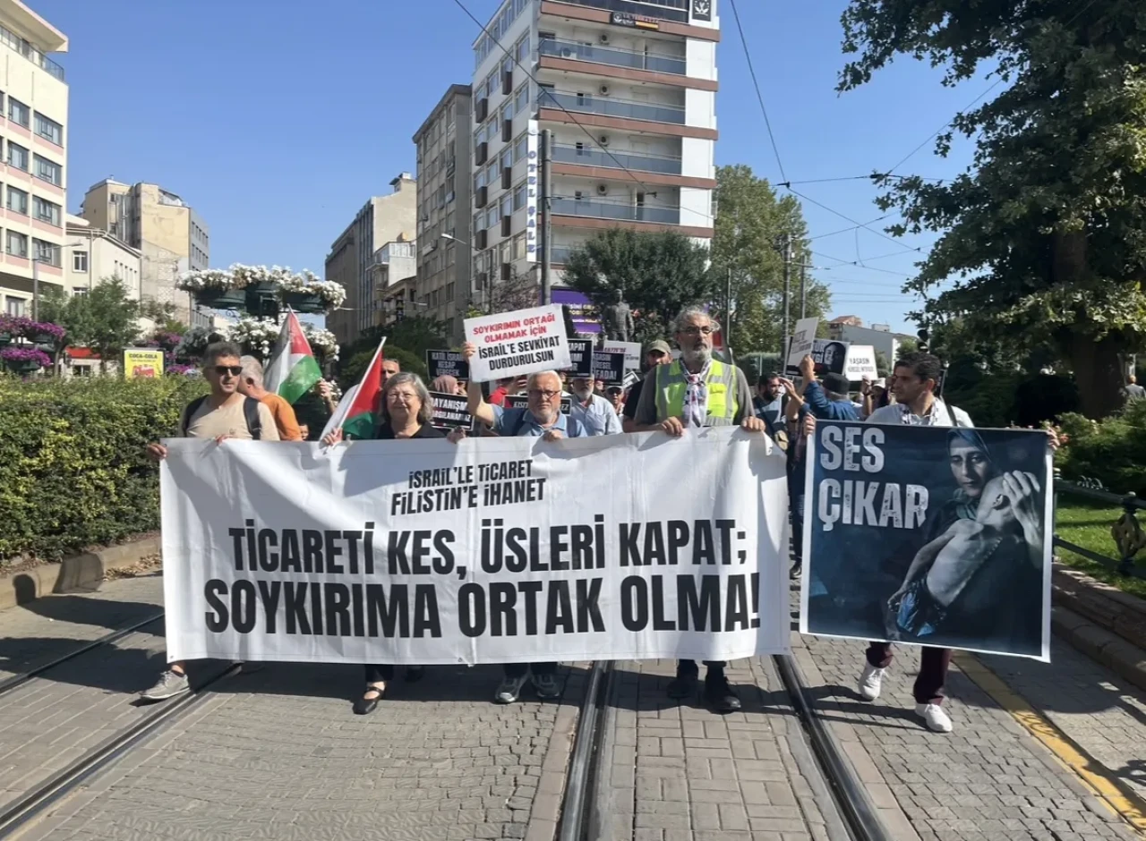 Eskişehir’de Filistin ile Dayanışma Yürüyüşü Düzenlendi