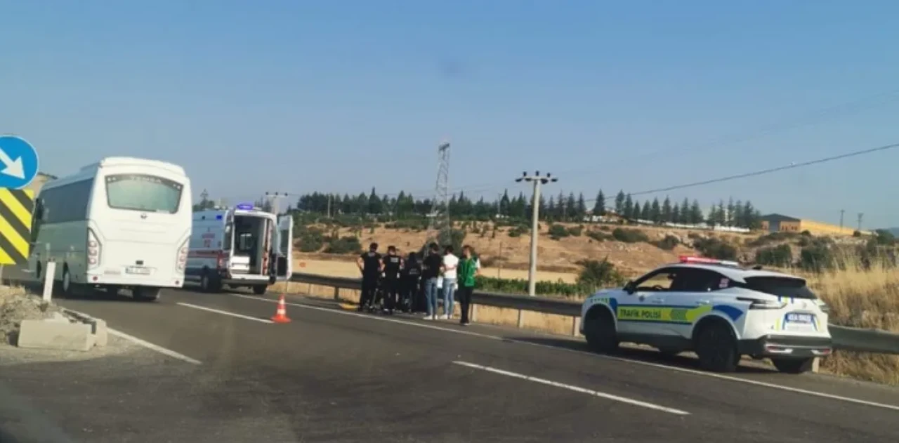 Tavşanlı-Kütahya yolunda takla atan otomobilde 2 kişi yaralandı