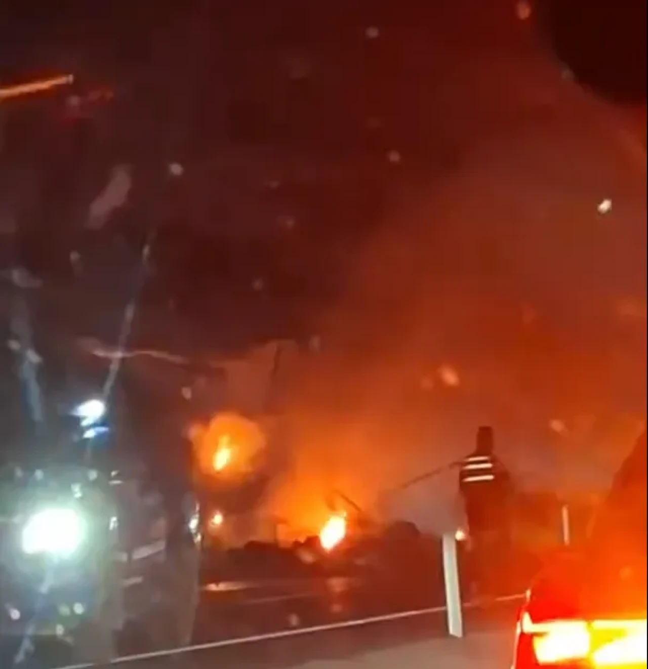 Eskişehir Akşehir Arasında TırYandı