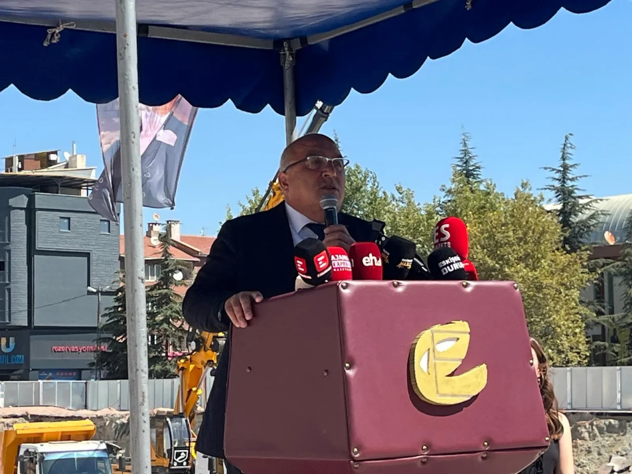 Karaca: “Modern Pazar Yerleri Pazarcıya Eşitlik Sağlar”