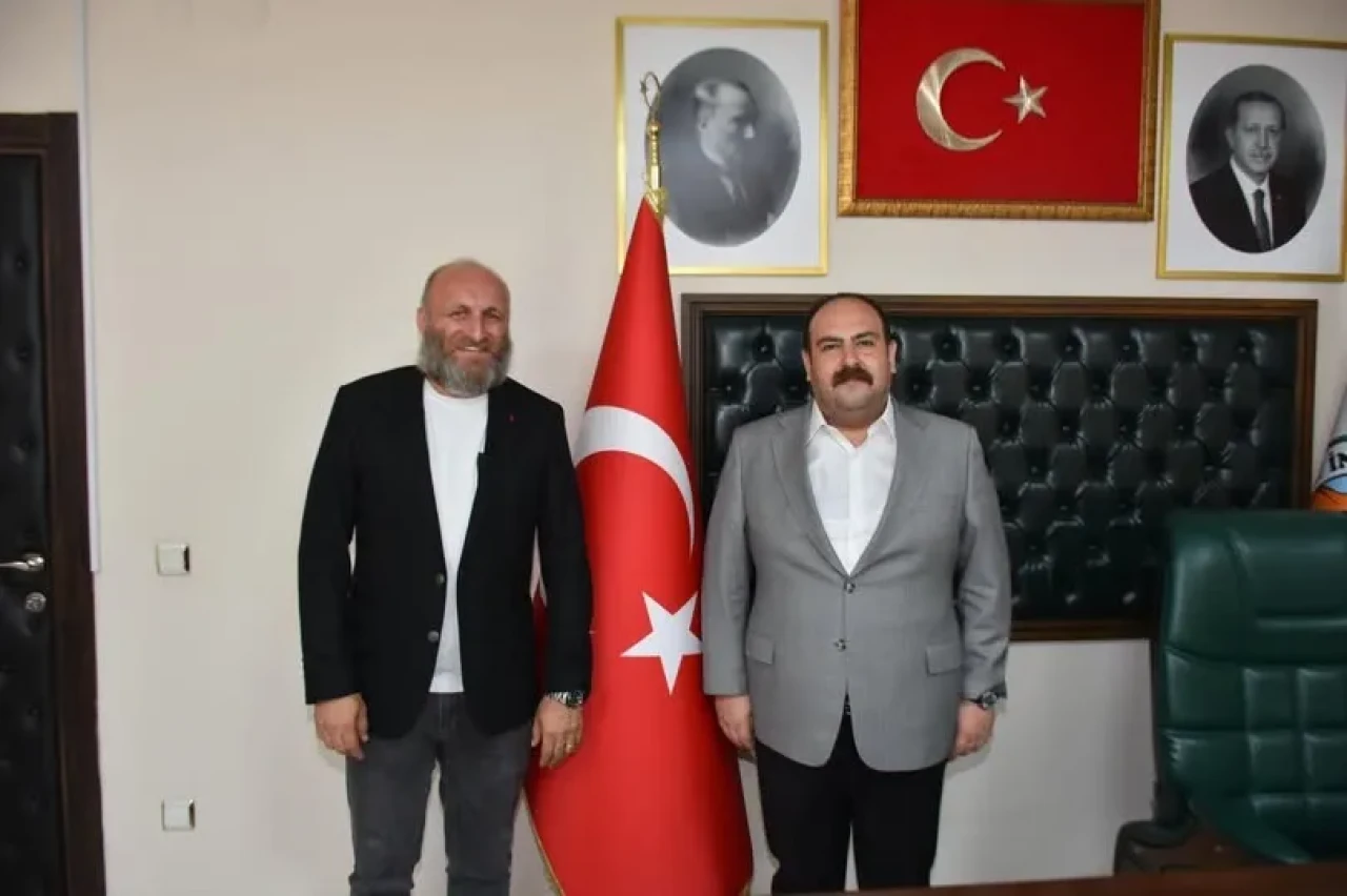 Oyuncu Çetin Altay’dan İnönü Belediye Başkanı Hamamcı’ya ziyaret