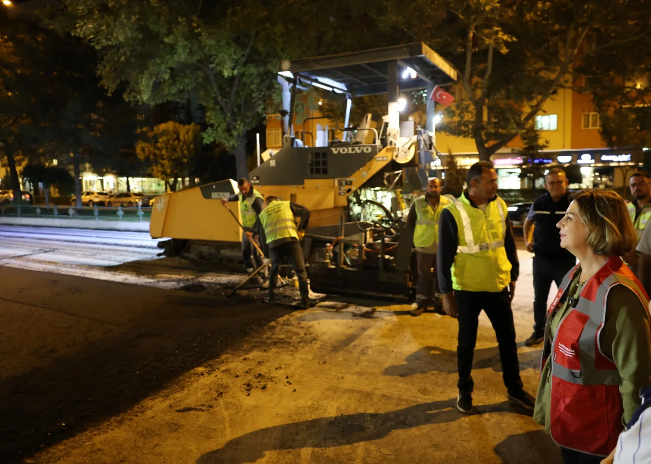 Başkan Ünlüce Atatürk Bulvarı’ndaki yol çalışmalarını inceledi