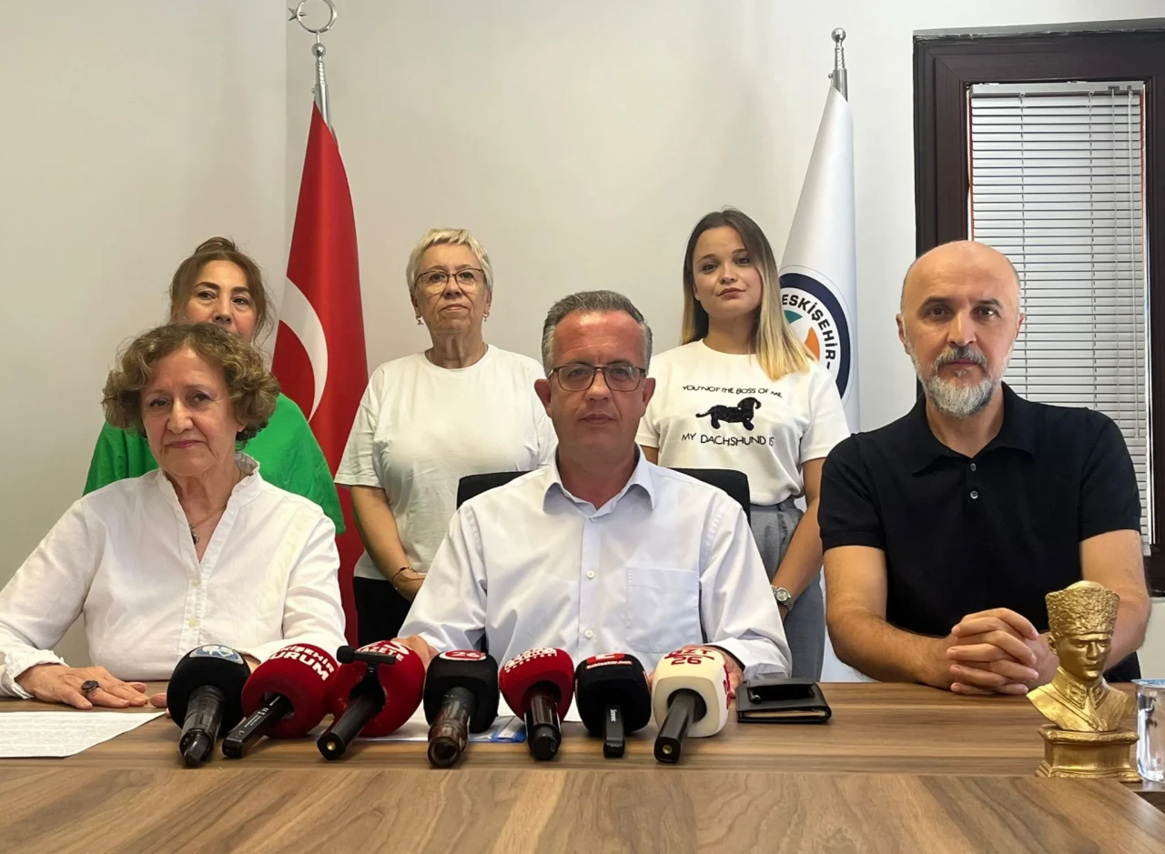Eskişehir Kent Konseyi Başkanı Kapanoğlu: “Avcılık ivedilikle yasaklanmalıdır”