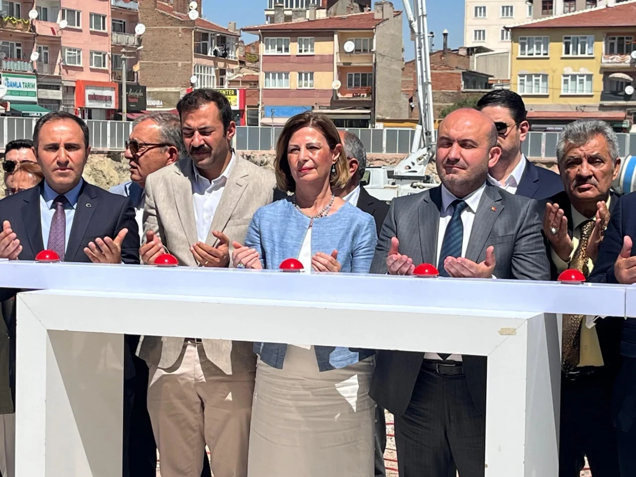 Kurtuluş Kapalı Pazar Yeri Temel Atma Töreni Tamamlandı