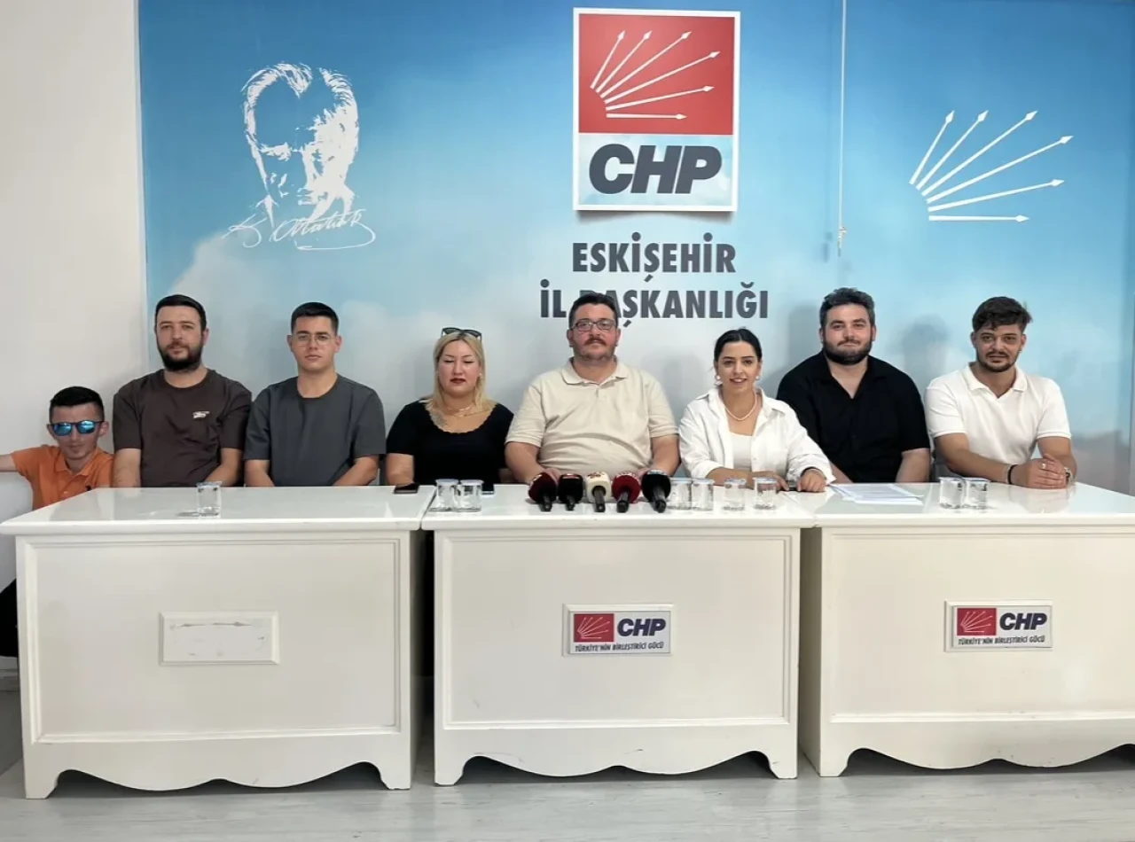 CHP’li Gençlerden Çevre, Şehircilik ve İklim Değişikliği İl Müdürü’ne İstifa Çağrısı