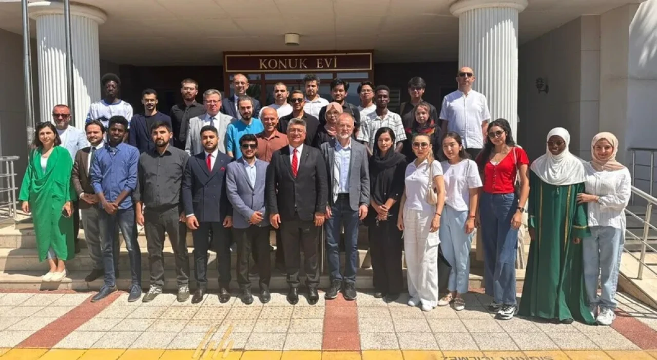 DPÜ Rektörü Kızıltoprak, Uluslararası Öğrencilerle Buluştu