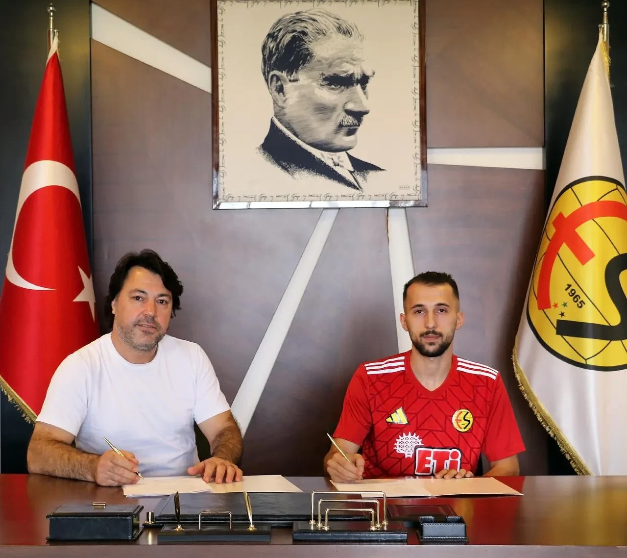 Eskişehirspor, Bedran Ekin’i Kadrosuna Kattı