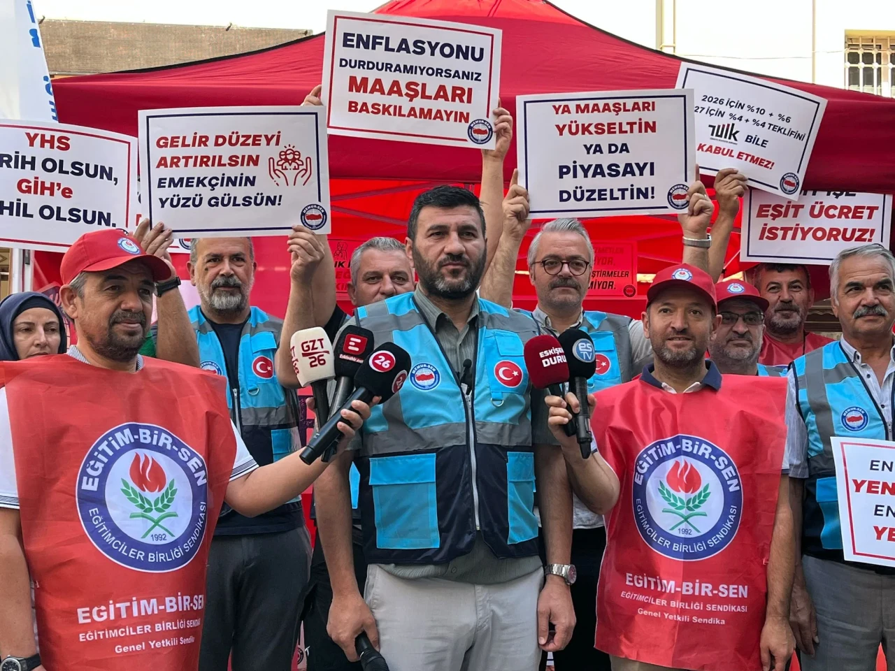 Memur-Sen’den Eskişehir’de eylem çadırı