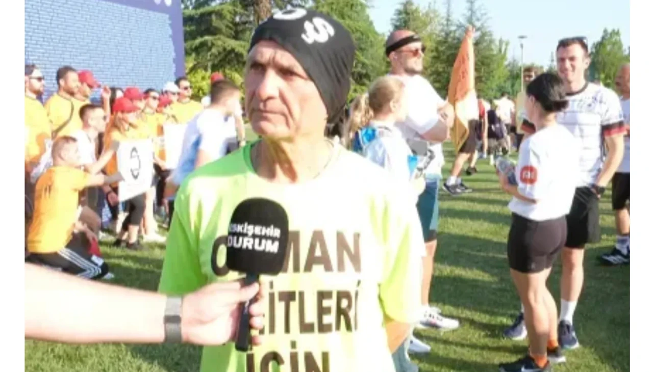 62 yaşındaki maratoncu orman şehitleri için koştu