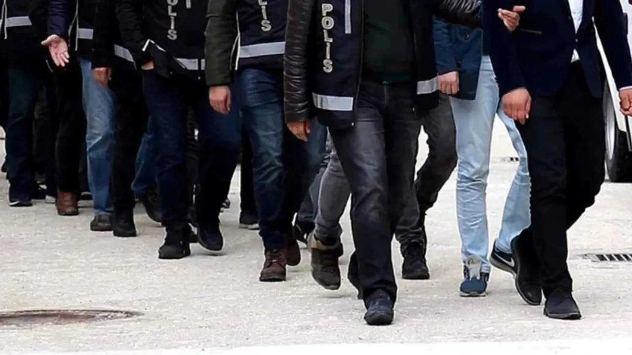 Aranan 96 Şahıs, İl Emniyet Müdürlüğü ve Jandarma'nın Operasyonuyla Yakalandı