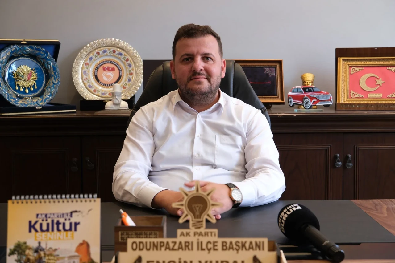 AK Parti Odunpazarı İlçe Teşkilatı’nda istifa sonrası Engin Vural, ilk açıklamayı yaptı
