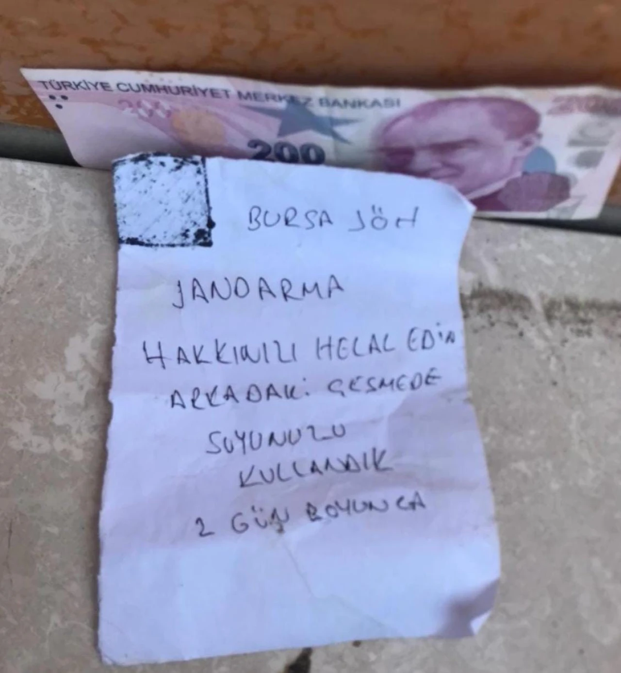 Yangın Söndürdüler, Helallik İstediler