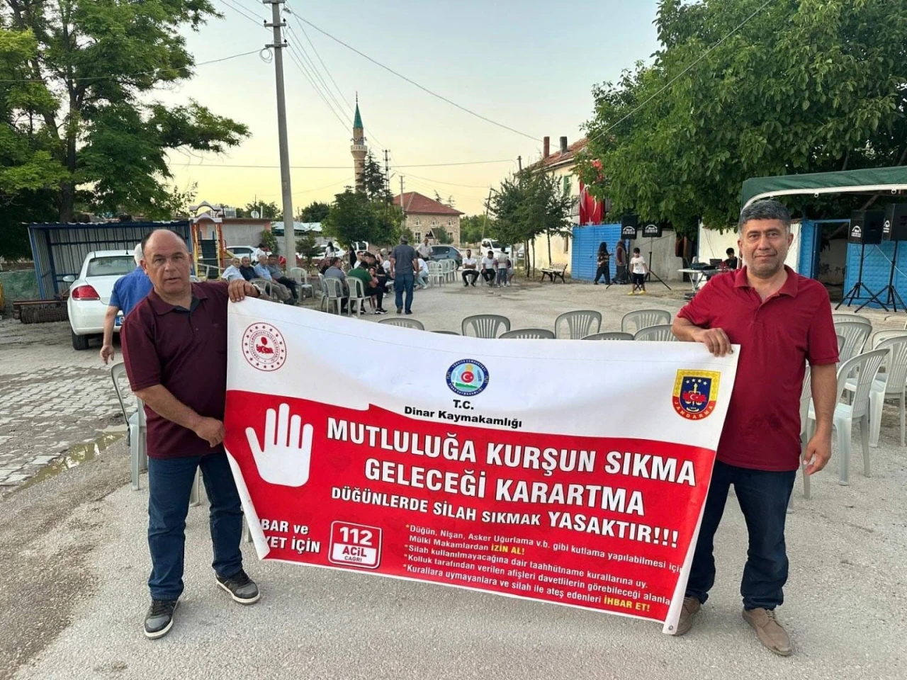 Afyonkarahisar Jandarmasından Düğünlerde Silah Atılmasına Karşı Bilgilendirme
