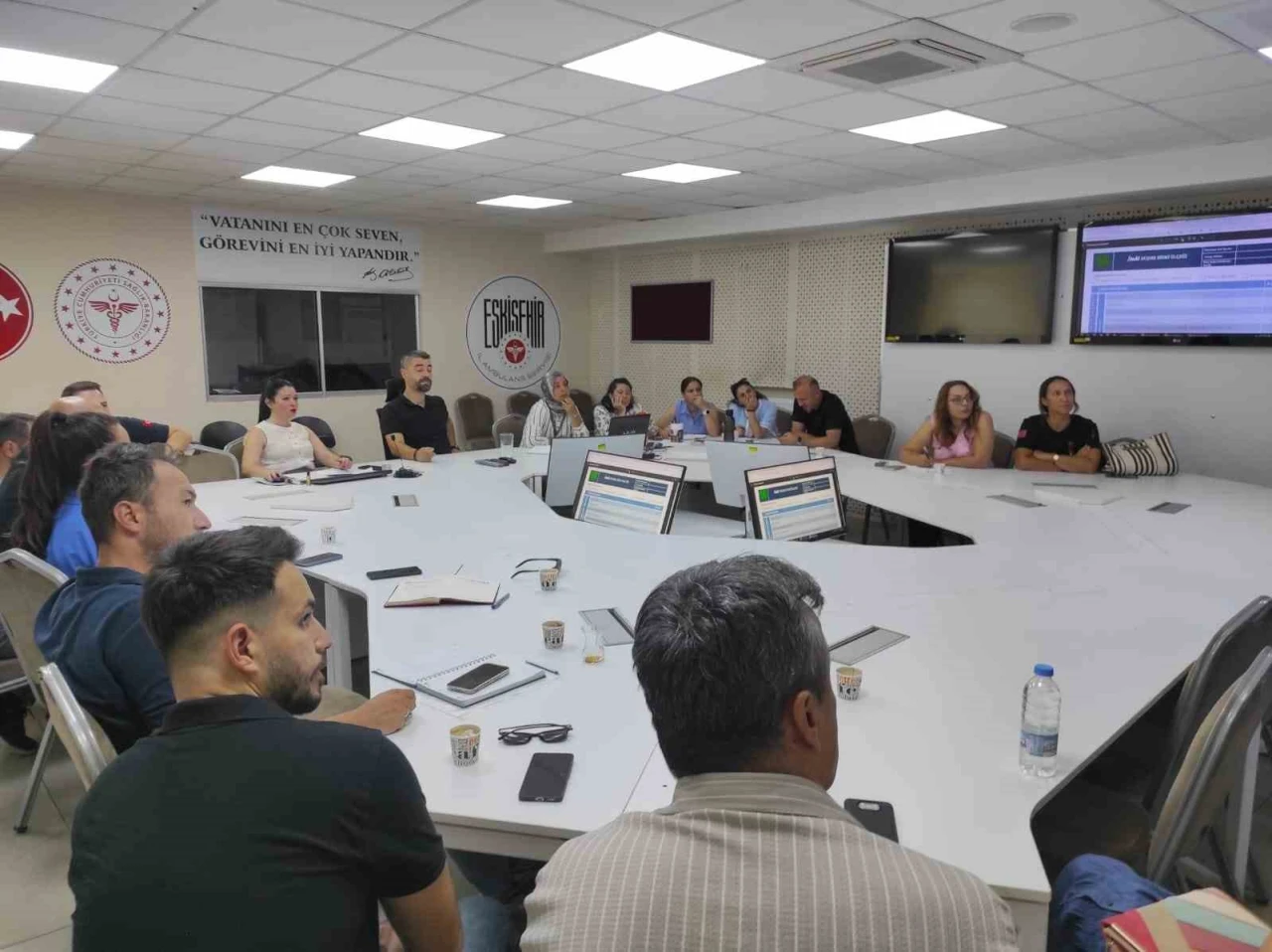 Eskişehir İl Ambulans Servisi’nde Hizmet Kalitesi İçin Kritik Toplantı: Güvenlik ve Strateji Masaya Yatırıldı