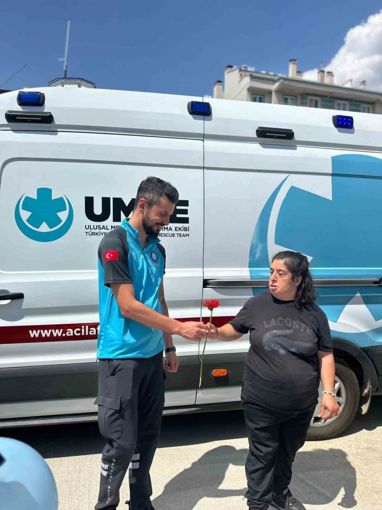 Otizmli çocuklar, UMKE gönüllüleriyle buluşarak afet bilinci kazandı