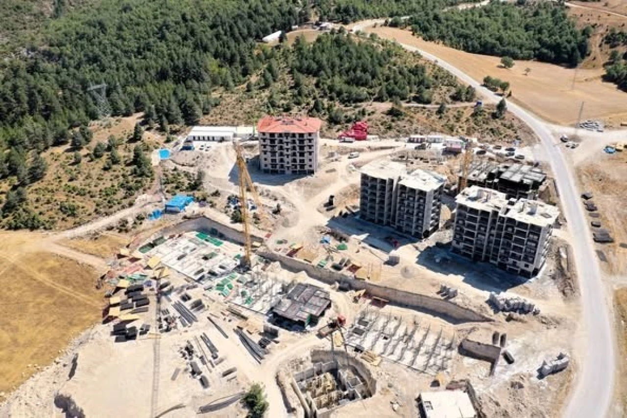 Bilecik’in Söğüt İlçesinde TOKİ 2. Etap Konut İnşaatı Hızla Devam Ediyor
