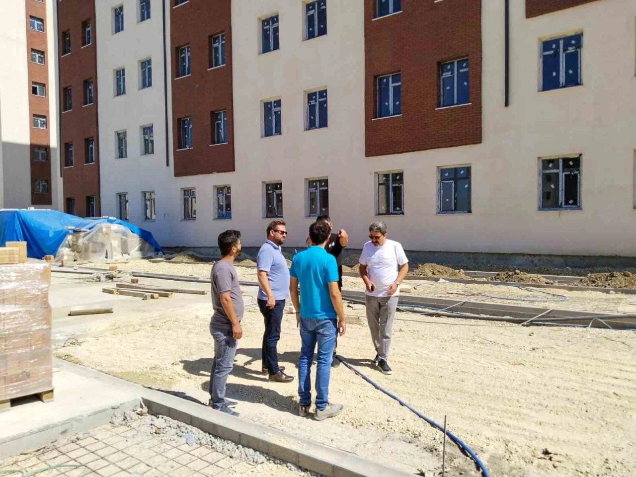 Eskişehir’de Yapımı Süren Kız Öğrenci Yurdunda Saha İncelemesi