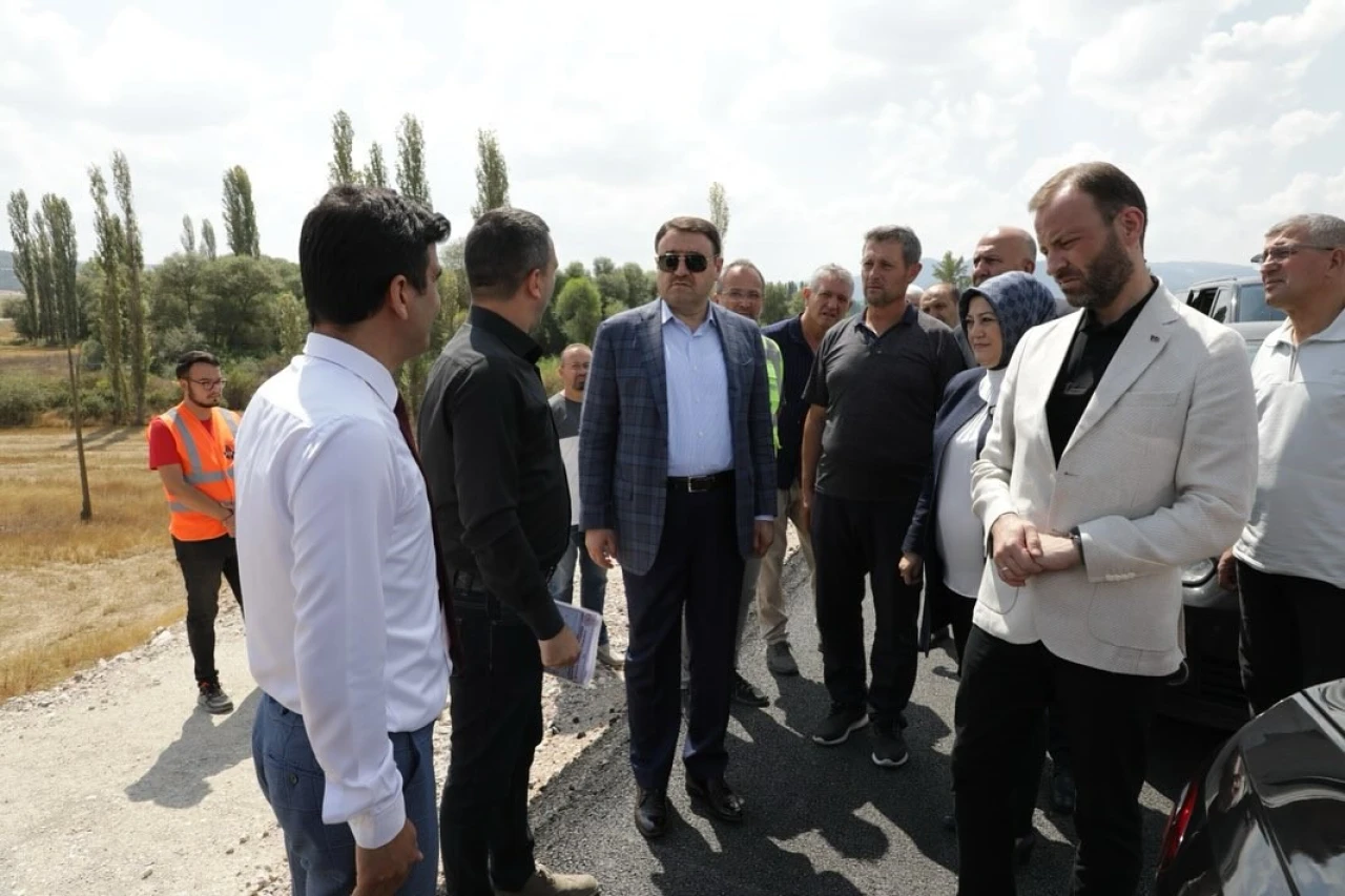 Vali Musa Işın, Yeni Hisarcık-Emet Köprüsünü İnceledi
