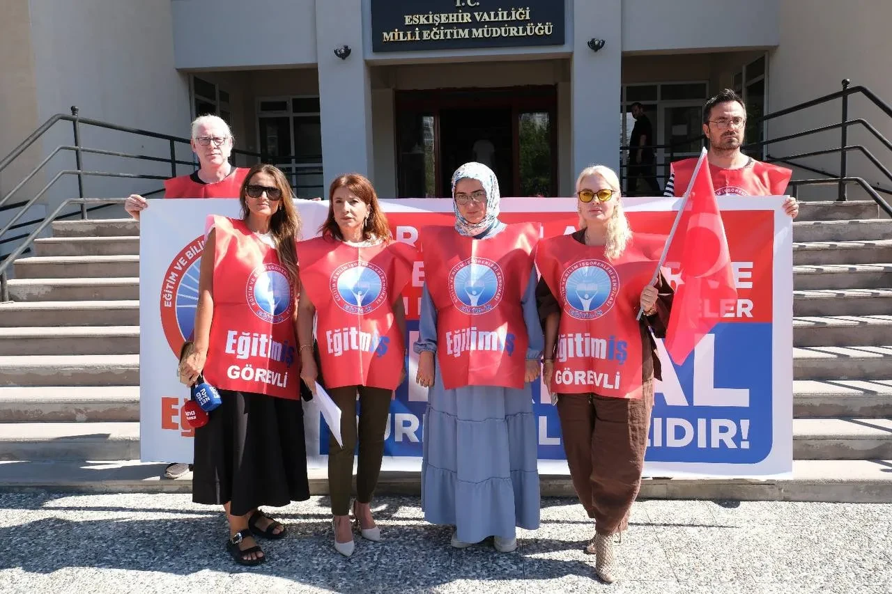 Riskli Gebelik Yaşayan Öğretmen Mağdur Edildi