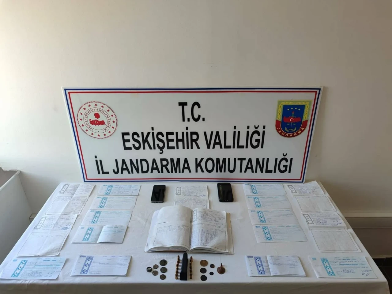 Eskişehir’de Vatandaşlara Zorla Senet İmzalattılar
