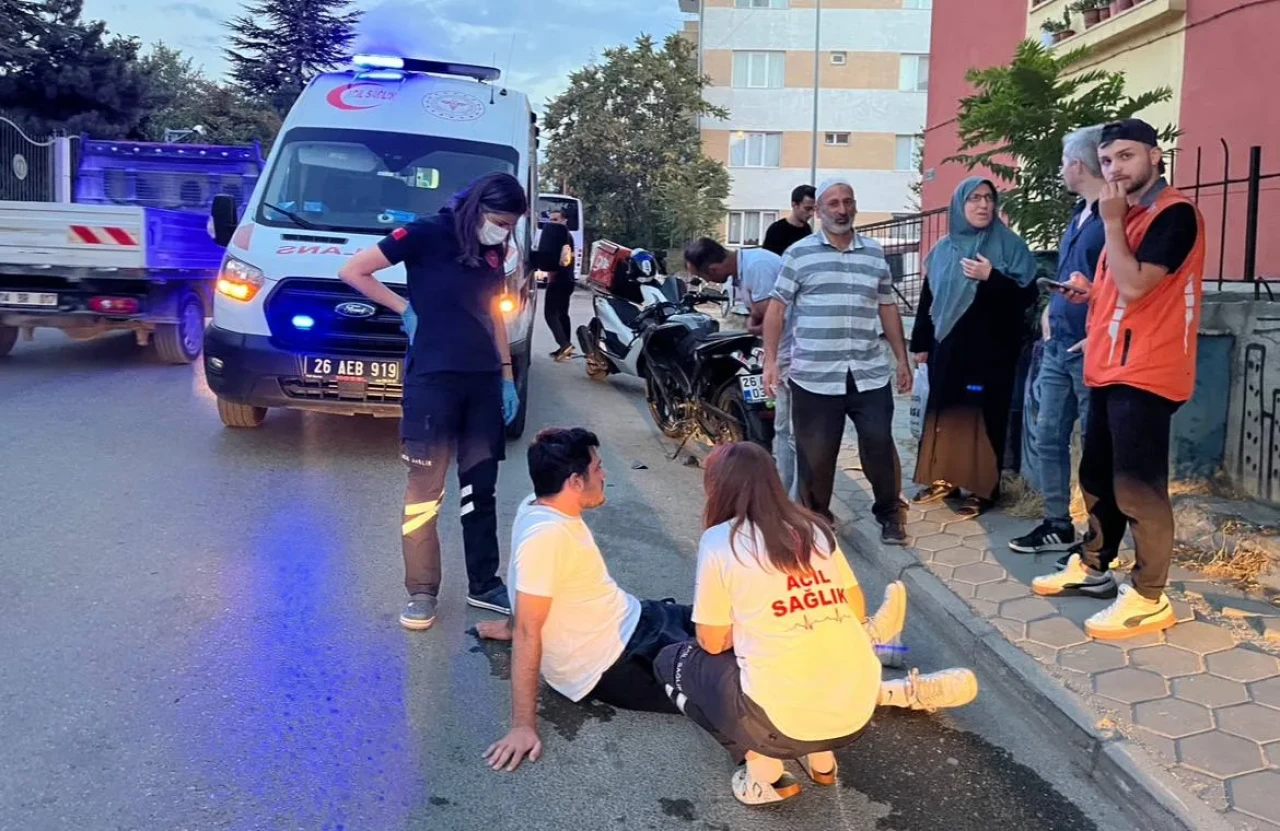 Şirintepe'de Kaza! Araç Motorluya Çarptı