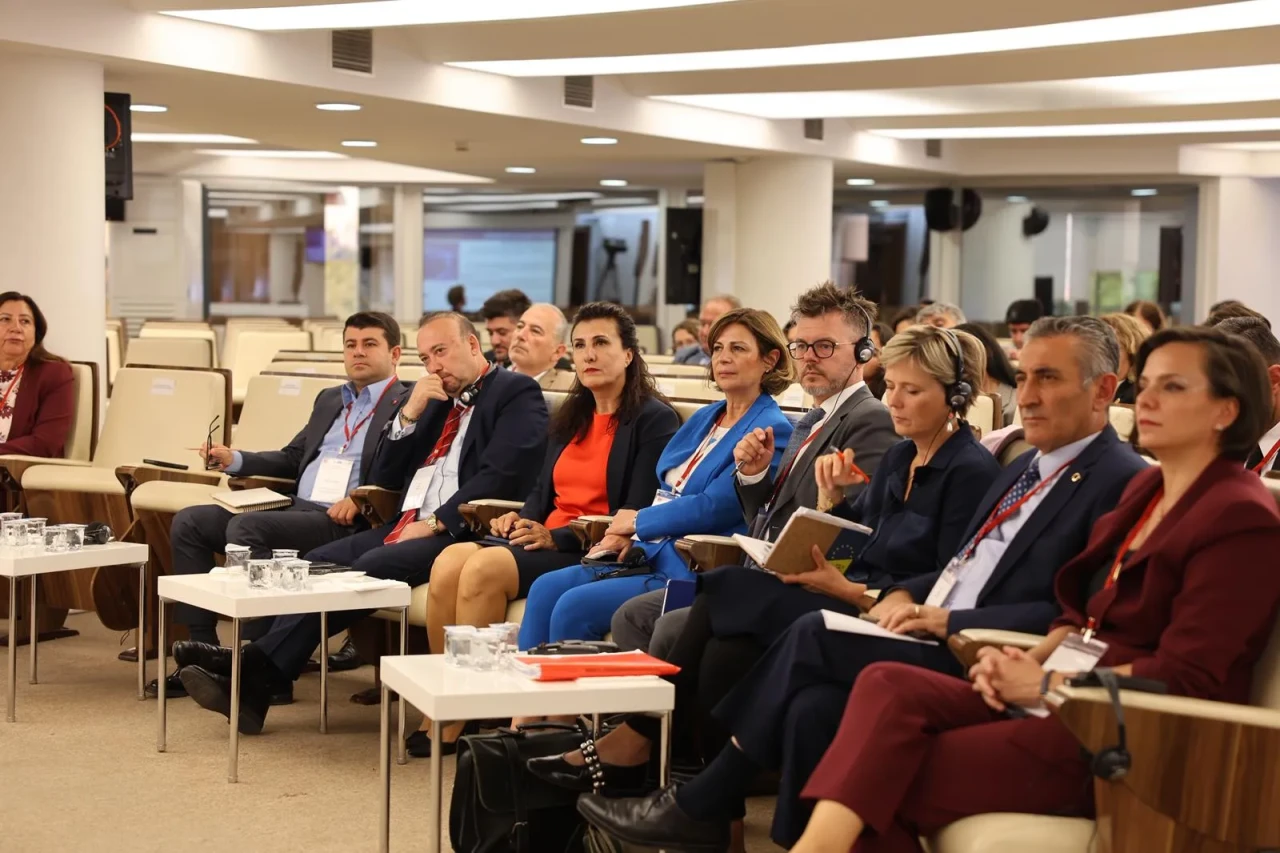 Başkan Ayşe Ünlüce: “Katılımcı, Şeffaf ve Demokratik Bir Eskişehir İçin Çalışıyoruz”