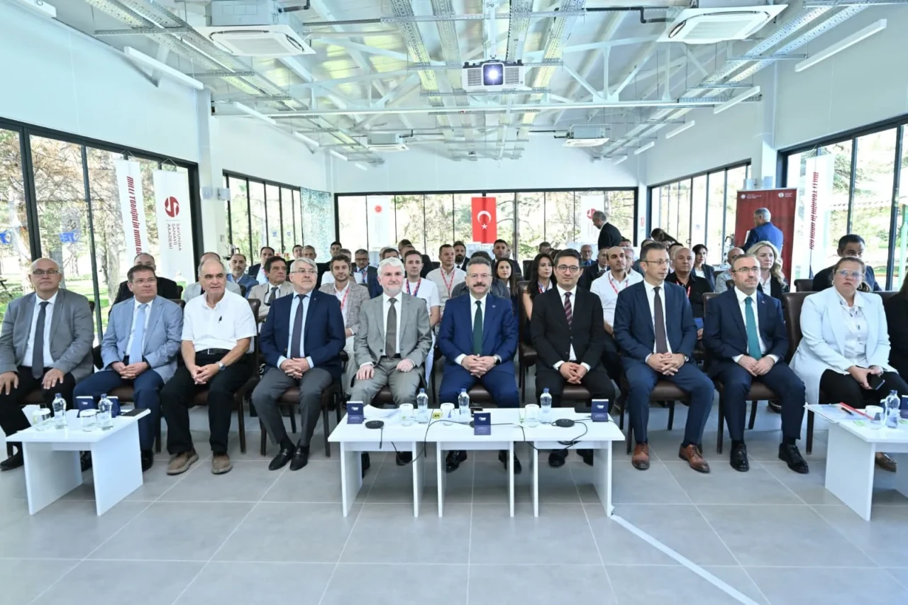 Eskişehir’de Milli Yetkinlik Hamlesi ‘ELMAS’ Programı Çalıştayı Düzenlendi