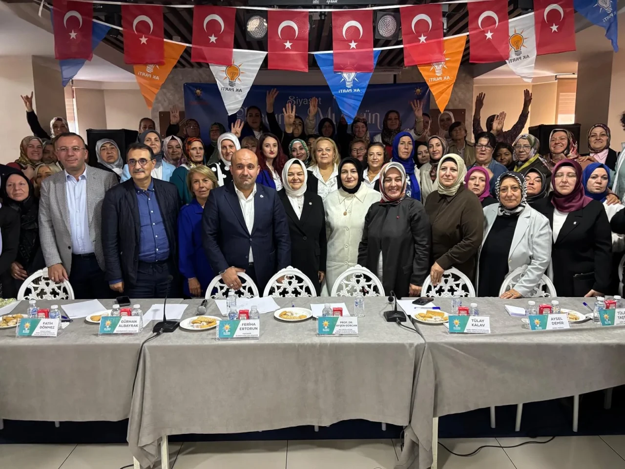 AK Parti Kadın Kolları: “Gündemimiz Kadınların Talepleri”