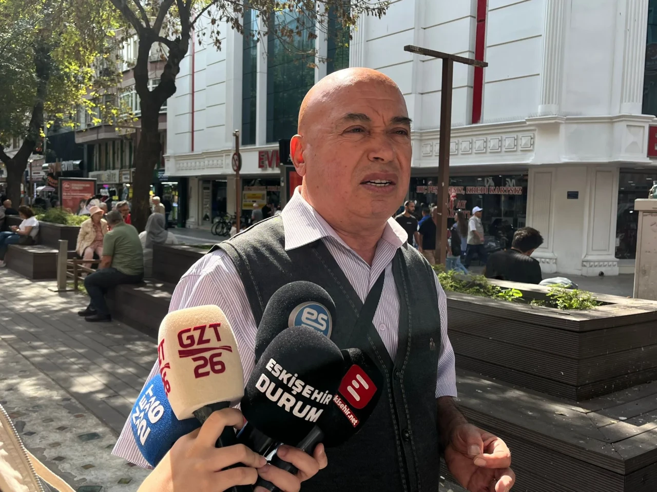 “Almanya’da Emekli 5 Kat Fazla Maaş Alıyor”
