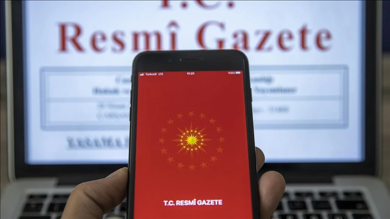 Resmi Gazete'de Eğitim Devrimi: 8 Eylül 2025'te Okul Açılışına Özel Ücretsiz Taşıma ve Yeni Atama Dalgası!