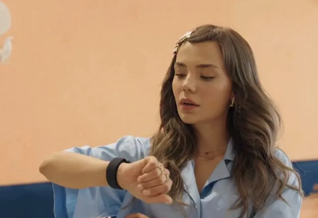 Sette oruç tutulmasına tepki gösteren yapımcı kim? Bahar Şahin kimi kastetti?