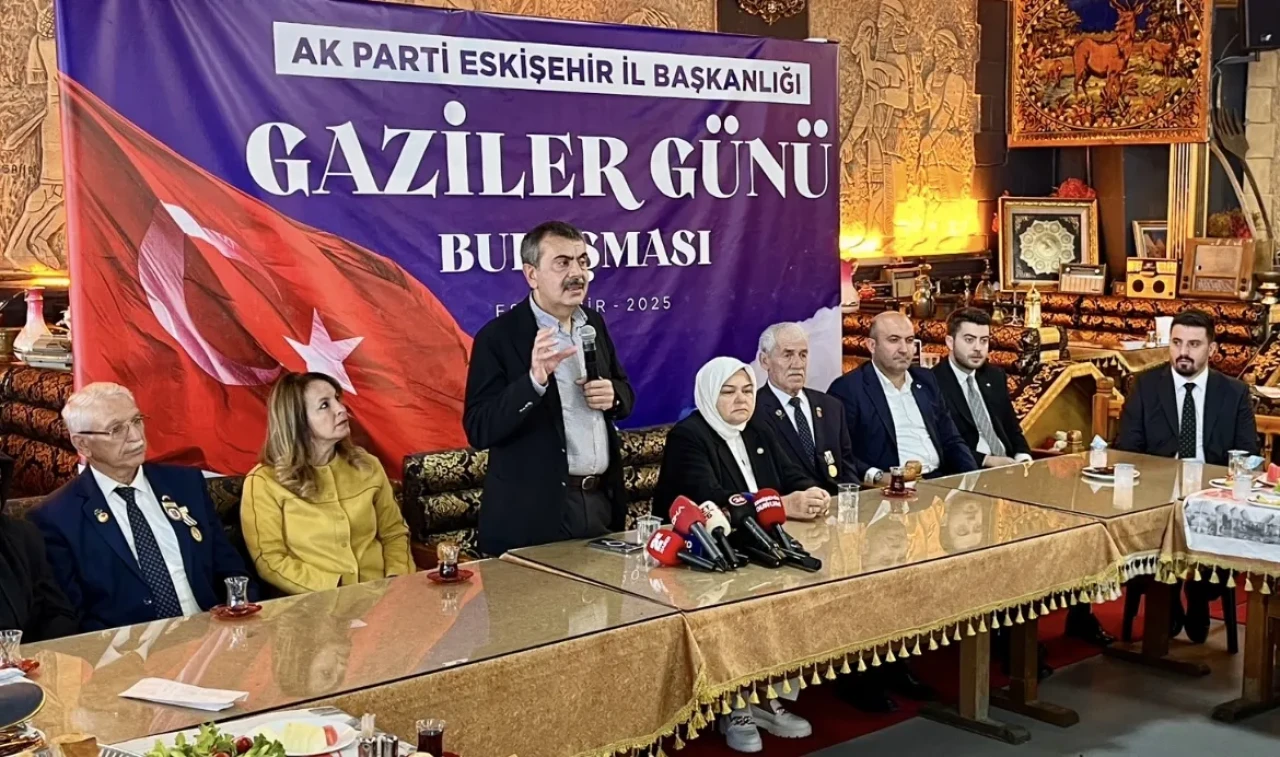 Bakan Tekin: “Türkiye Yüzyılı Maarif Modeli ile çocuklarımız atalarına saygı duyacak”