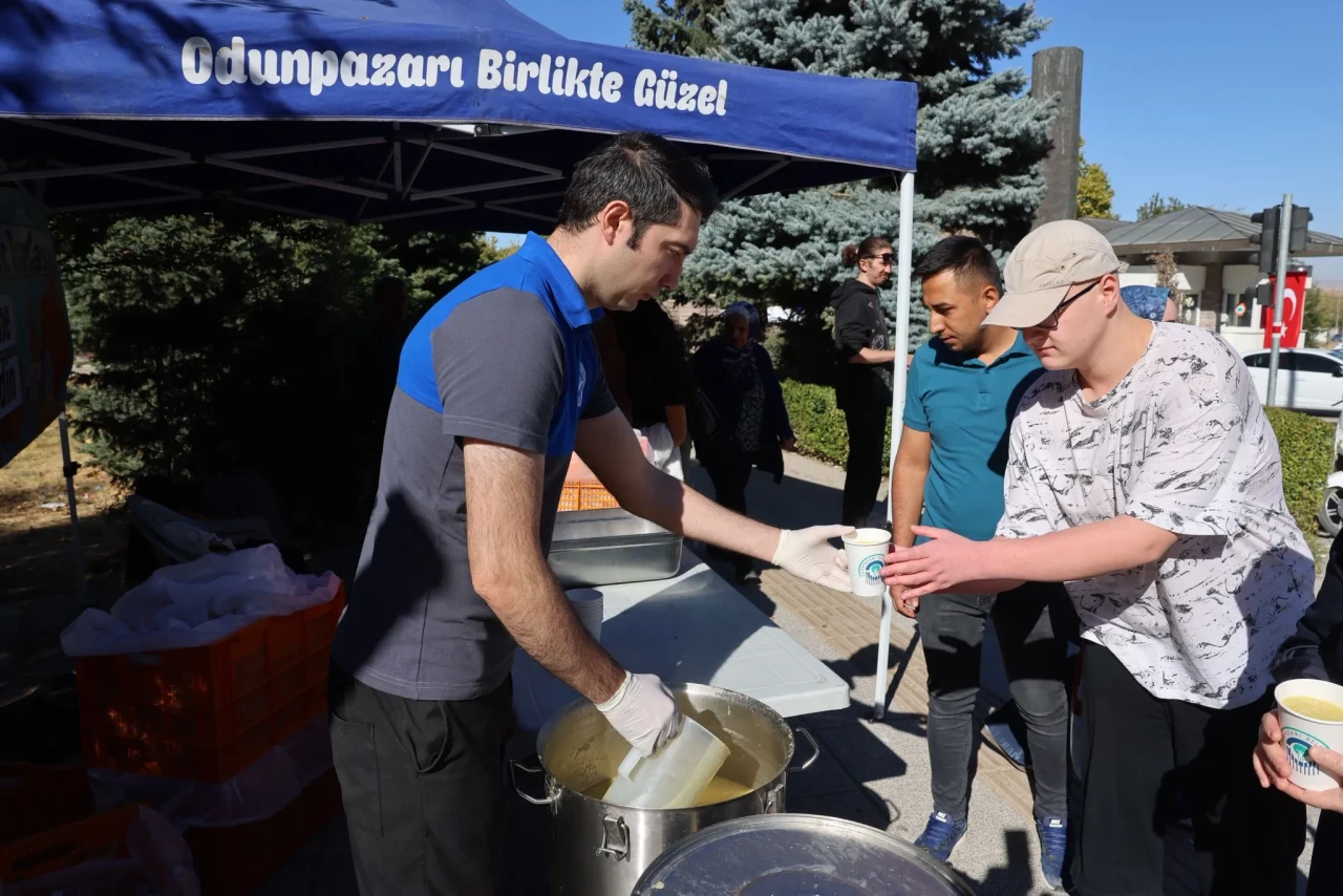 Odunpazarı Belediyesi Öğrencileri Unutmadı