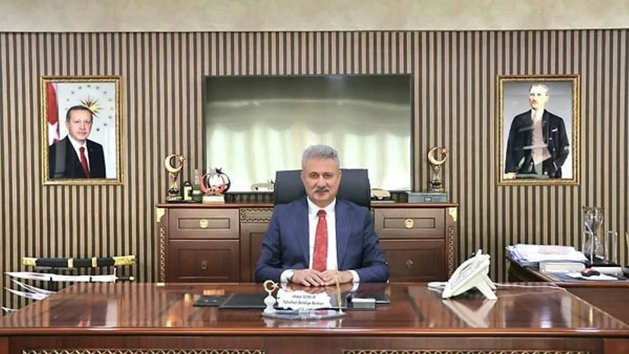 Ahmet Sungur kimdir, kaç yaşında, nereli, neyle suçlanıyor?