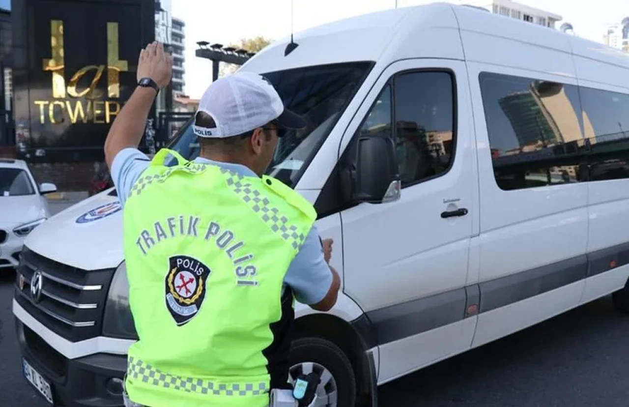Eskişehir'de Okul Servisleri ve Çevresi Denetlendi