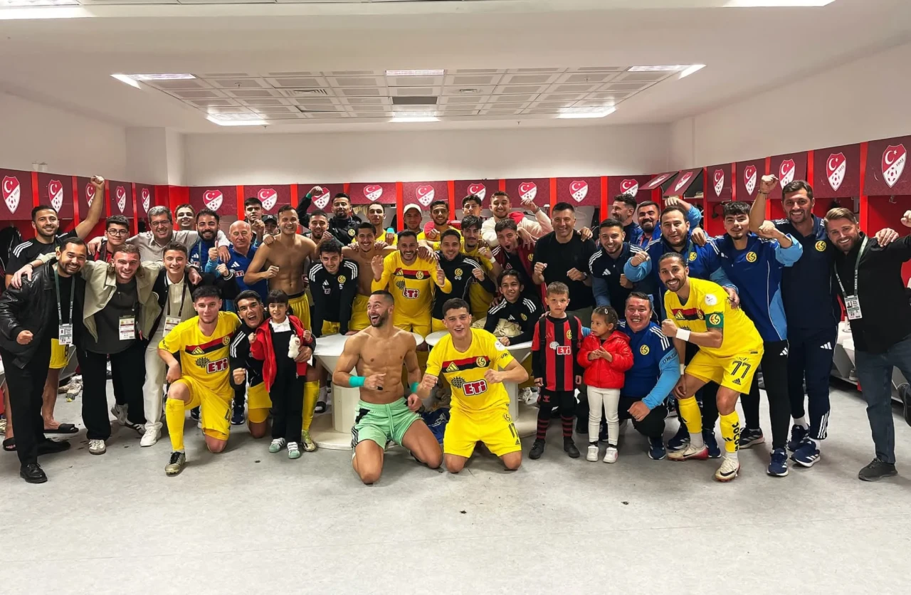Eskişehirspor, Nazillispor Maçından Galibiyetle Ayrıldı