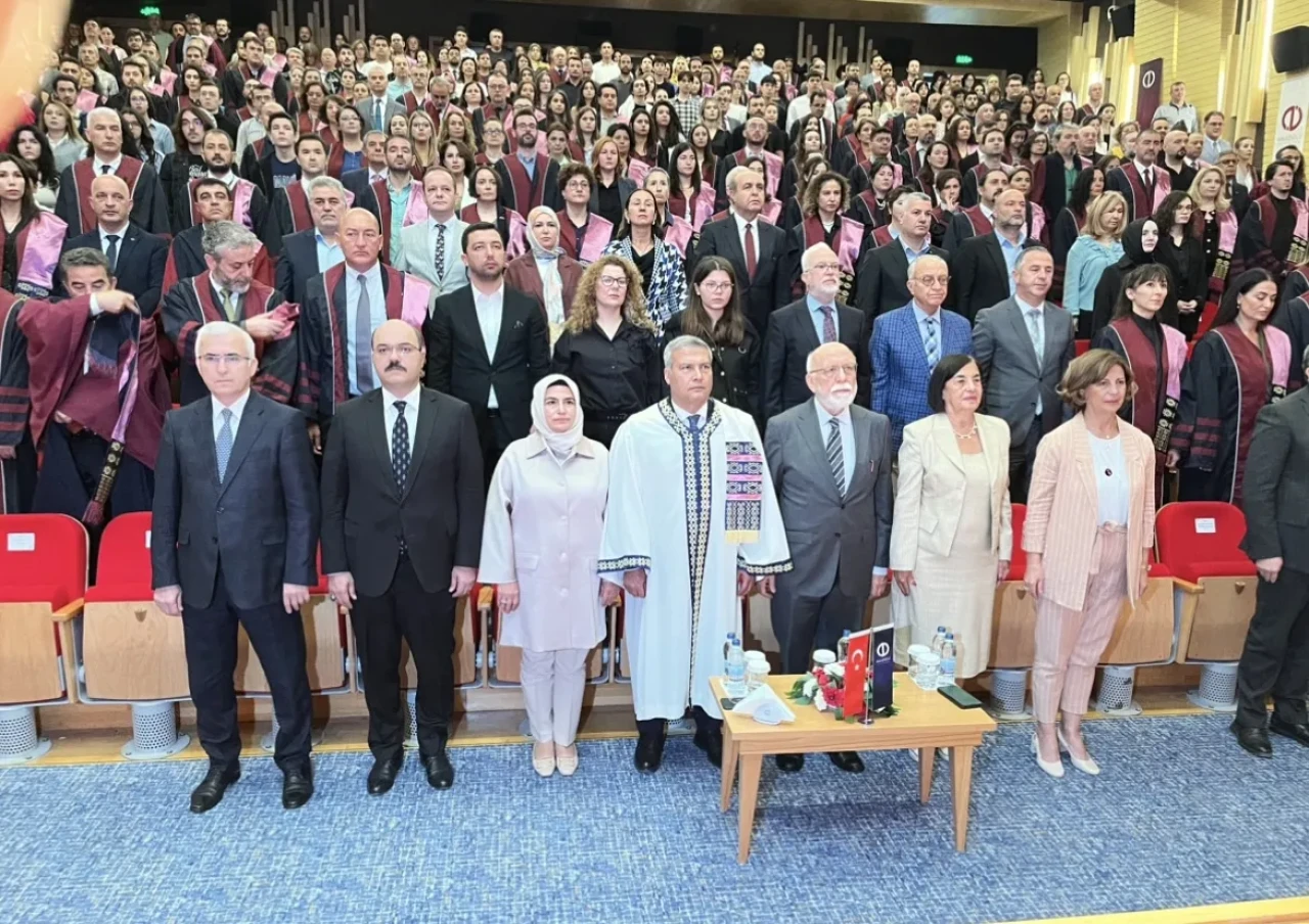 Anadolu Üniversitesi’nde Yeni Eğitim Yılı Başladı: İlk Ders Nabi Avcı’dan