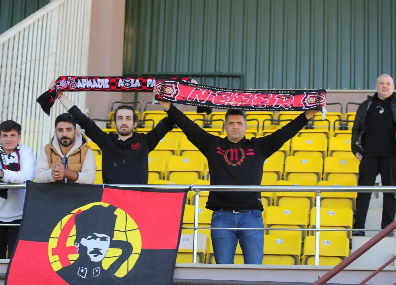 ​Eskişehirspor, İzmir Deplasmanında Şaşırtıcı Bir Yenilgi Aldı: