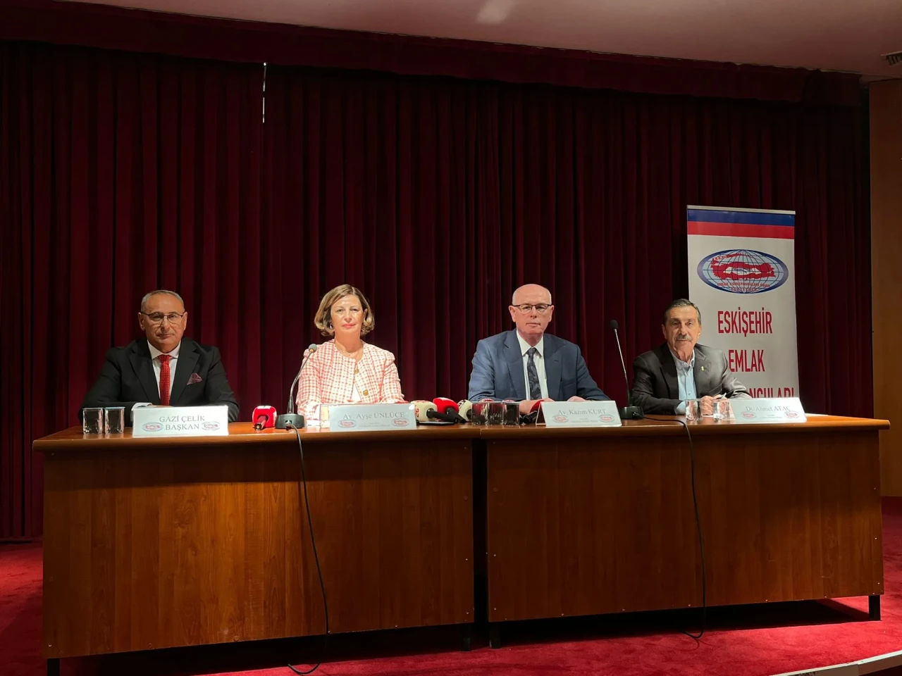 Ayşe Ünlüce: “Eskişehir’de aslında otopark sorunu yok”